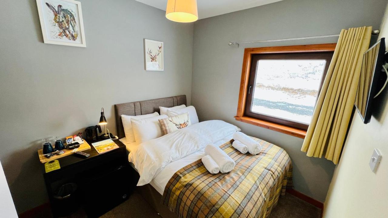 Aultguish Inn Garve Exteriér fotografie