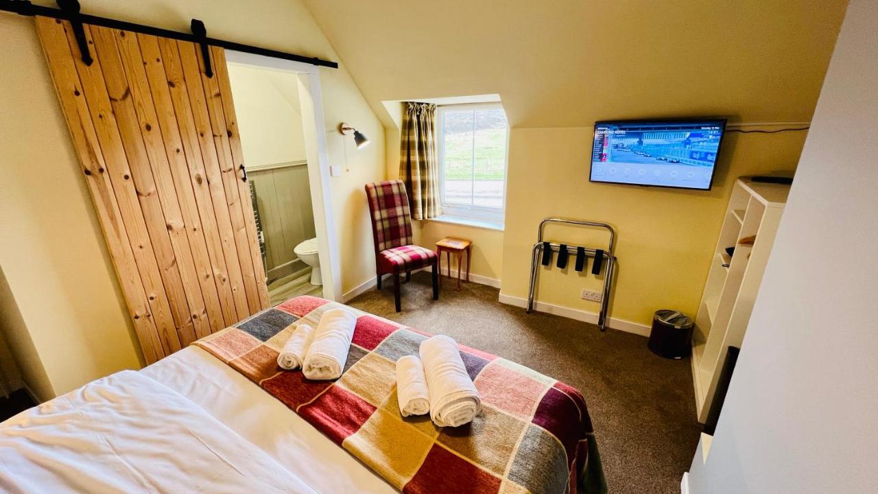 Aultguish Inn Garve Exteriér fotografie